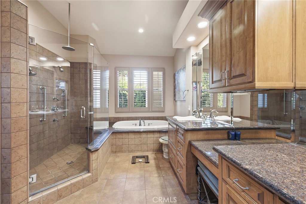 2491 Aquasanta, Tustin CA 92782 - photo 27