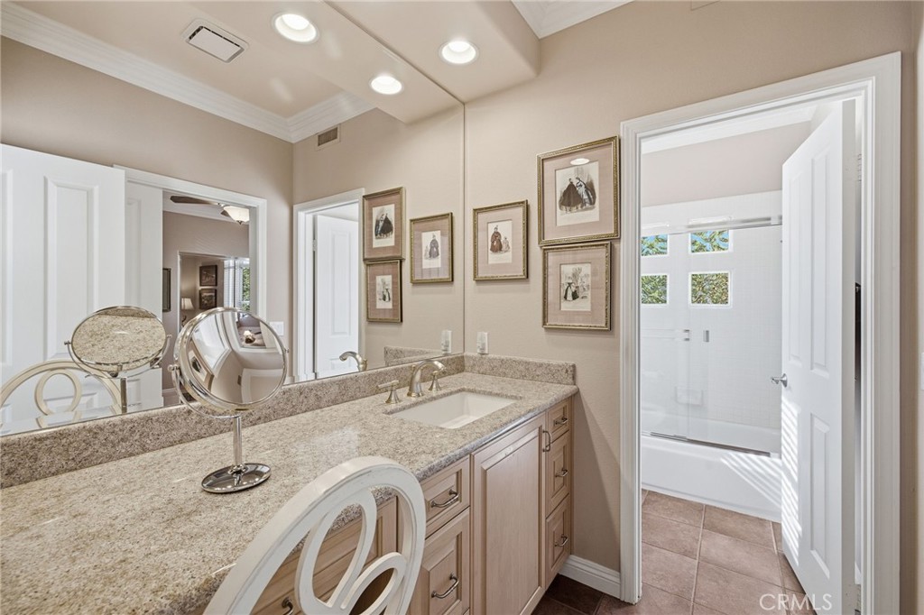 2491 Aquasanta, Tustin CA 92782 - photo 34