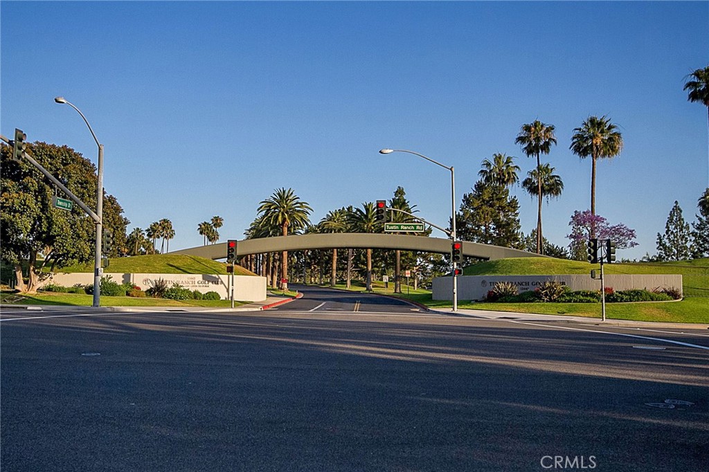 2491 Aquasanta, Tustin CA 92782 - photo 56