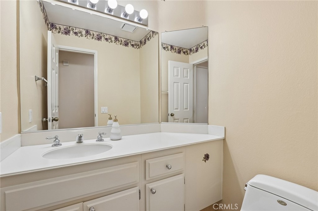 2521 Avenita Alpera, Tustin CA 92782 - photo 18