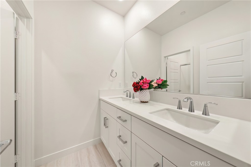 253 Waypoint, Tustin CA 92782 - photo 18