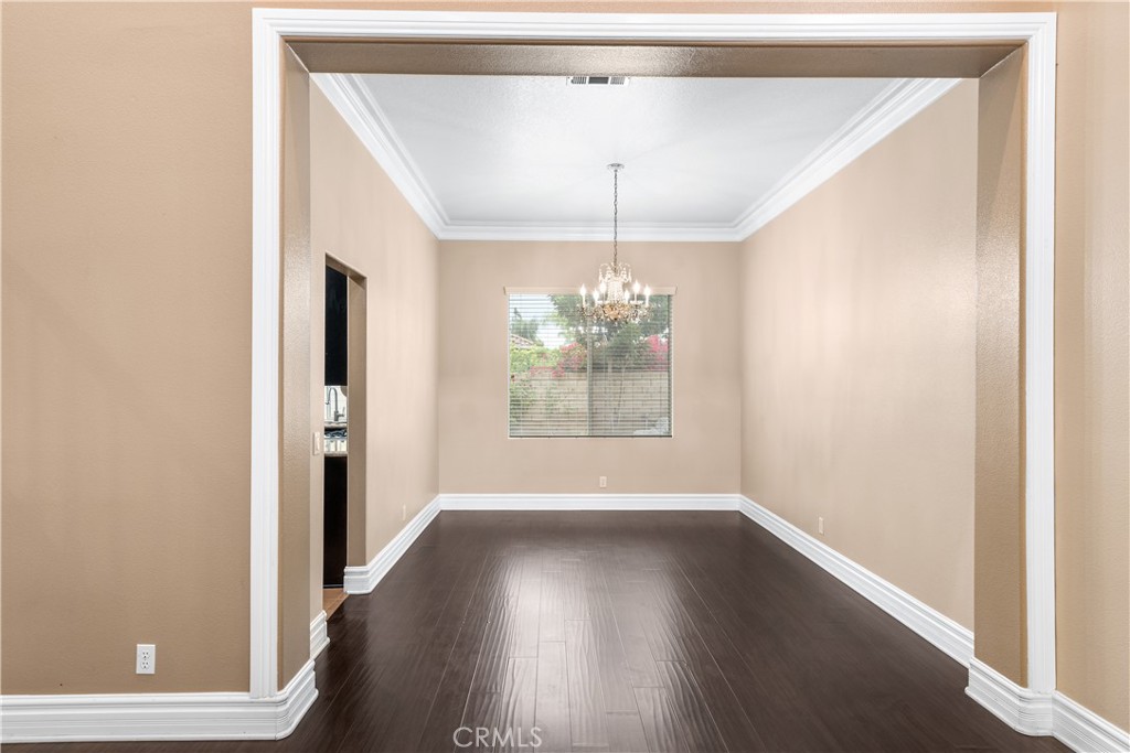 2550 Reynolds Drive, Tustin CA 92782 - photo 4