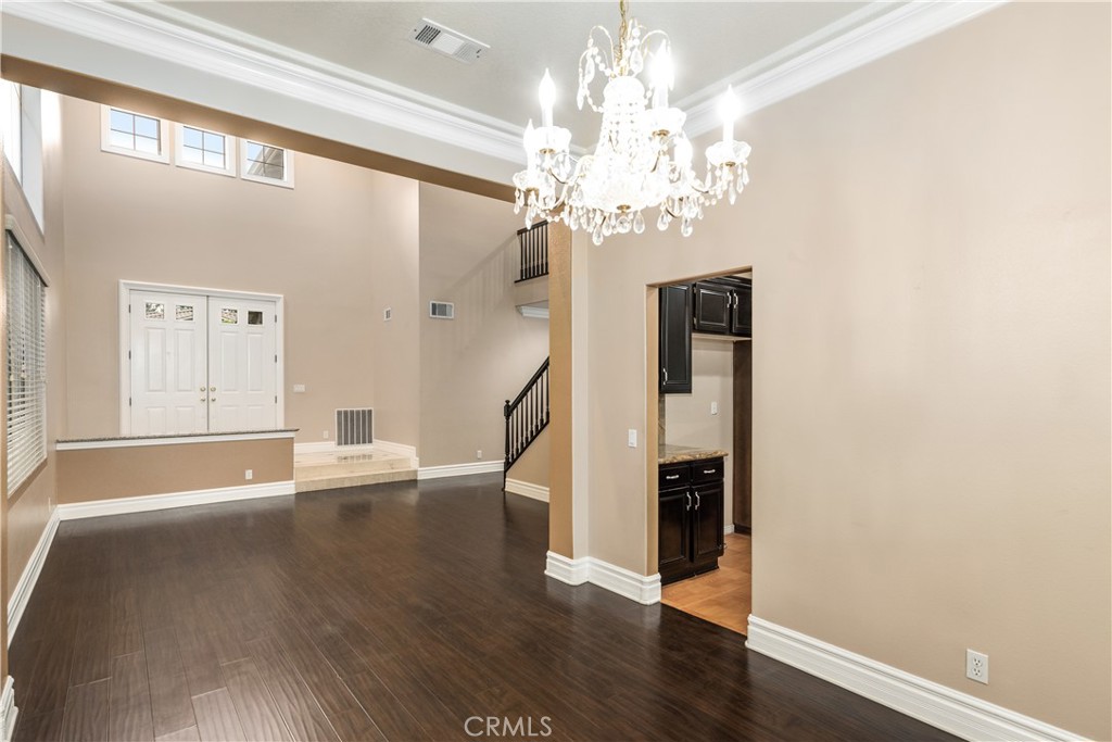 2550 Reynolds Drive, Tustin CA 92782 - photo 6
