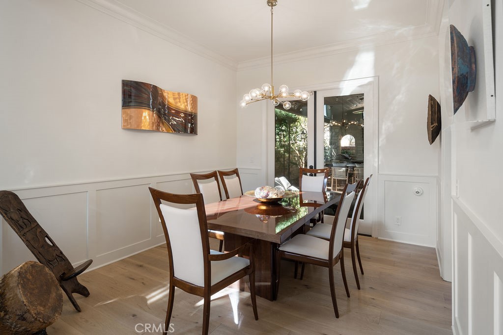 2555 Reynolds Drive, Tustin CA 92782 - photo 9