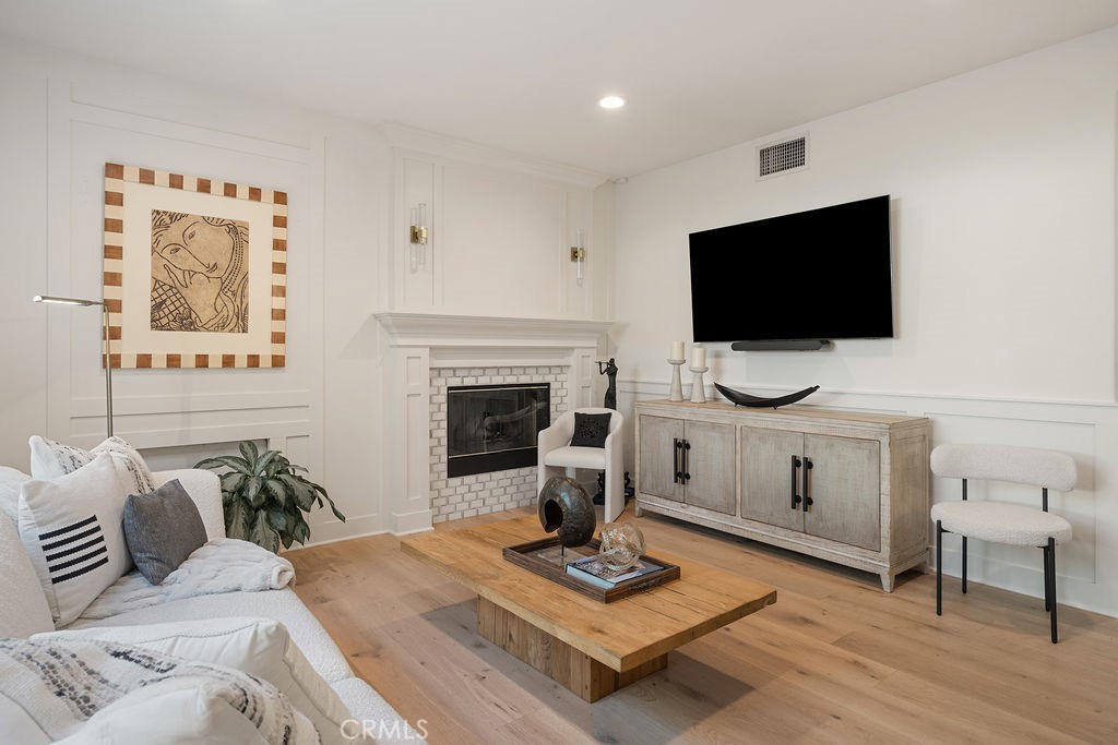 2555 Reynolds Drive, Tustin CA 92782 - photo 18