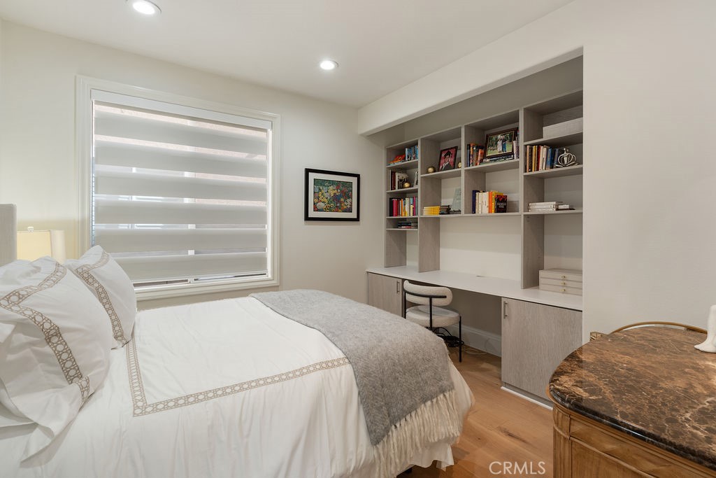2555 Reynolds Drive, Tustin CA 92782 - photo 22