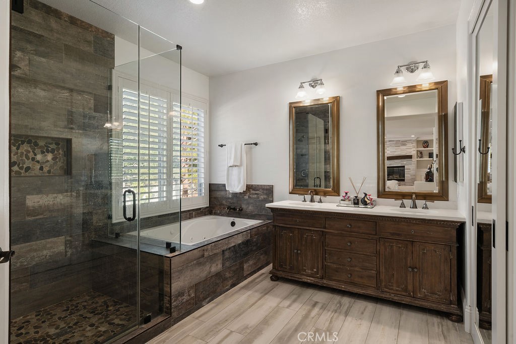 2555 Reynolds Drive, Tustin CA 92782 - photo 32