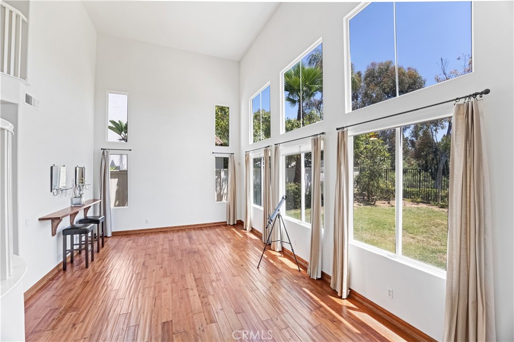 2588 Thorman, Tustin CA 92782 - photo 7