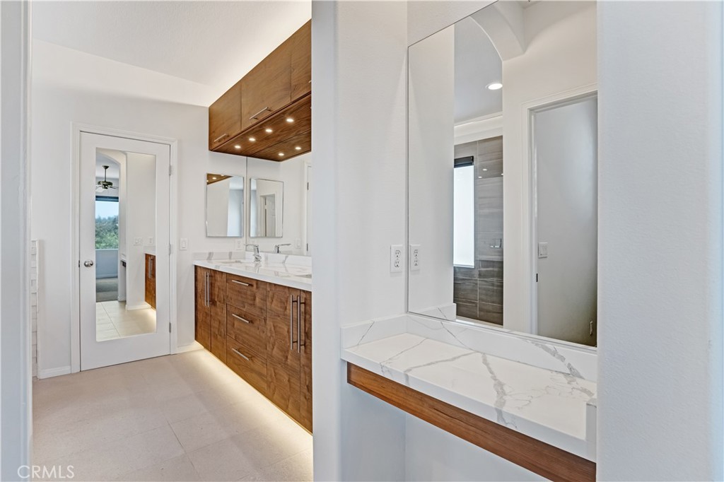2588 Thorman, Tustin CA 92782 - photo 25