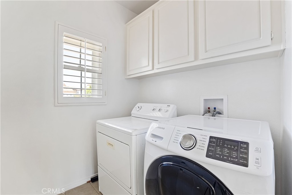 Upstairs Laundry Room - 2588 Thorman, Tustin CA 92782 - photo 26