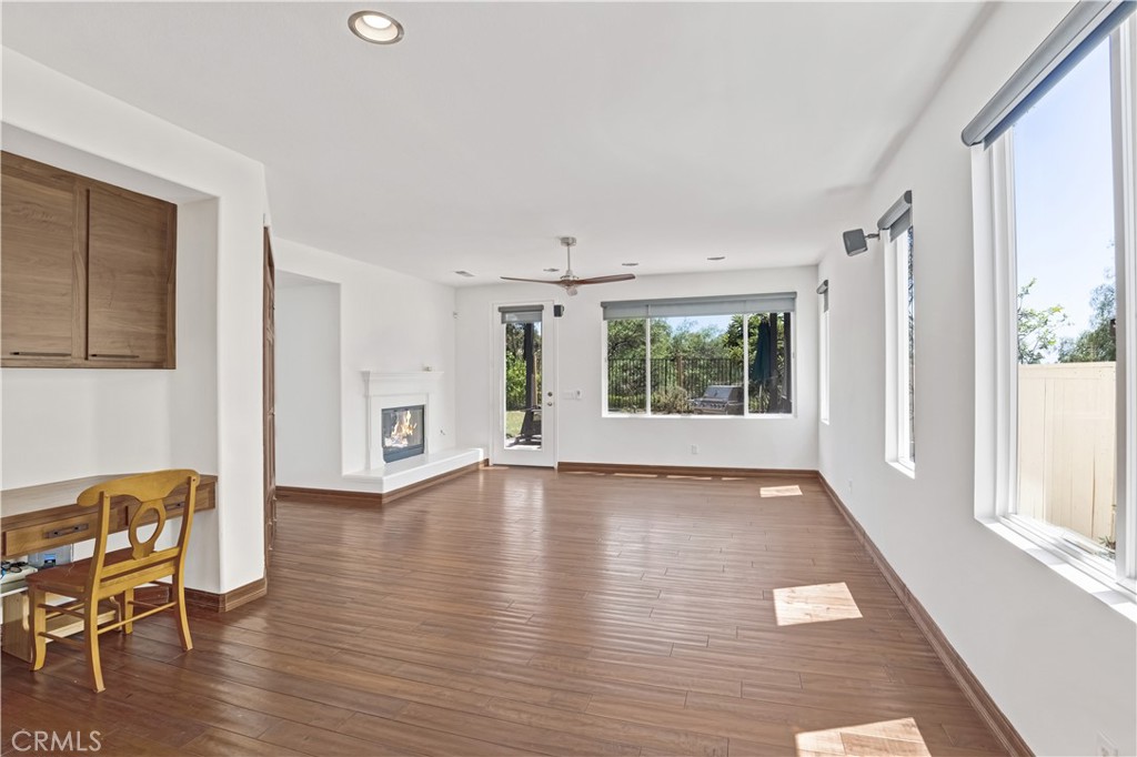 2588 Thorman, Tustin CA 92782 - photo 34