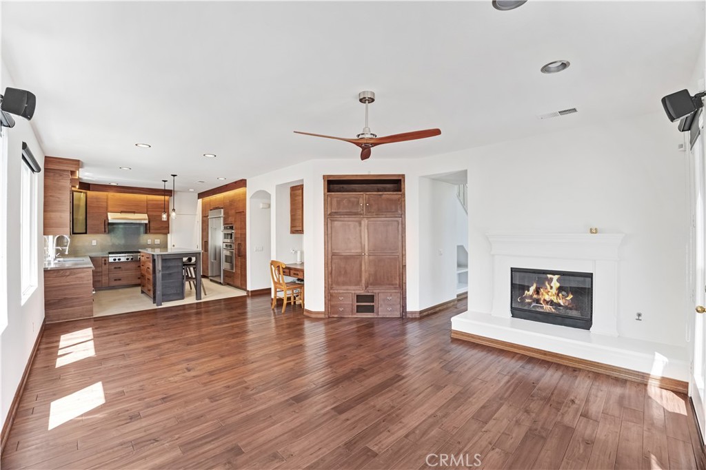 2588 Thorman, Tustin CA 92782 - photo 36
