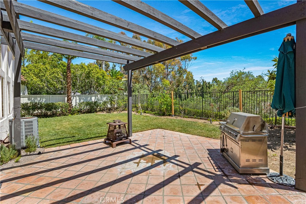 2588 Thorman, Tustin CA 92782 - photo 37