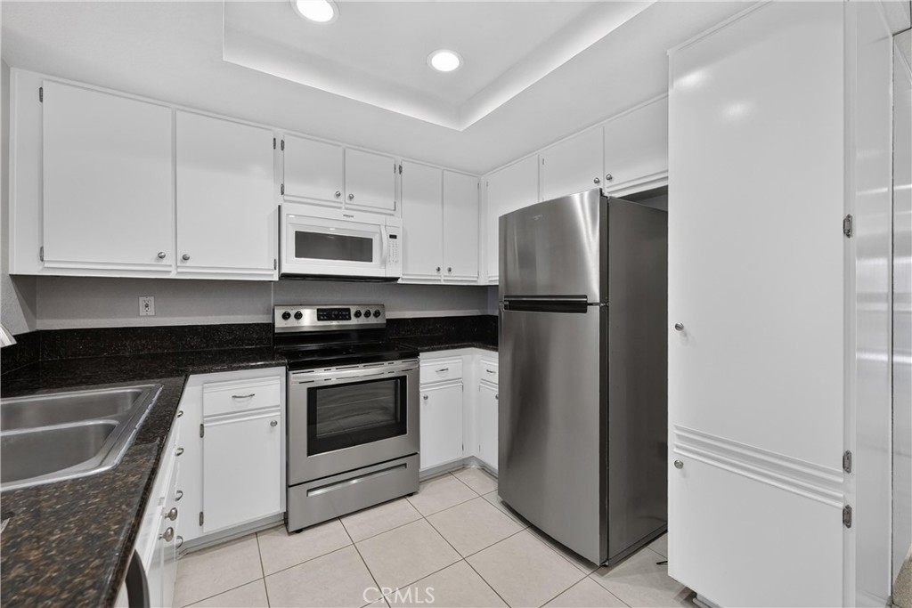 2800 Keller 70, Tustin CA 92782 - photo 13