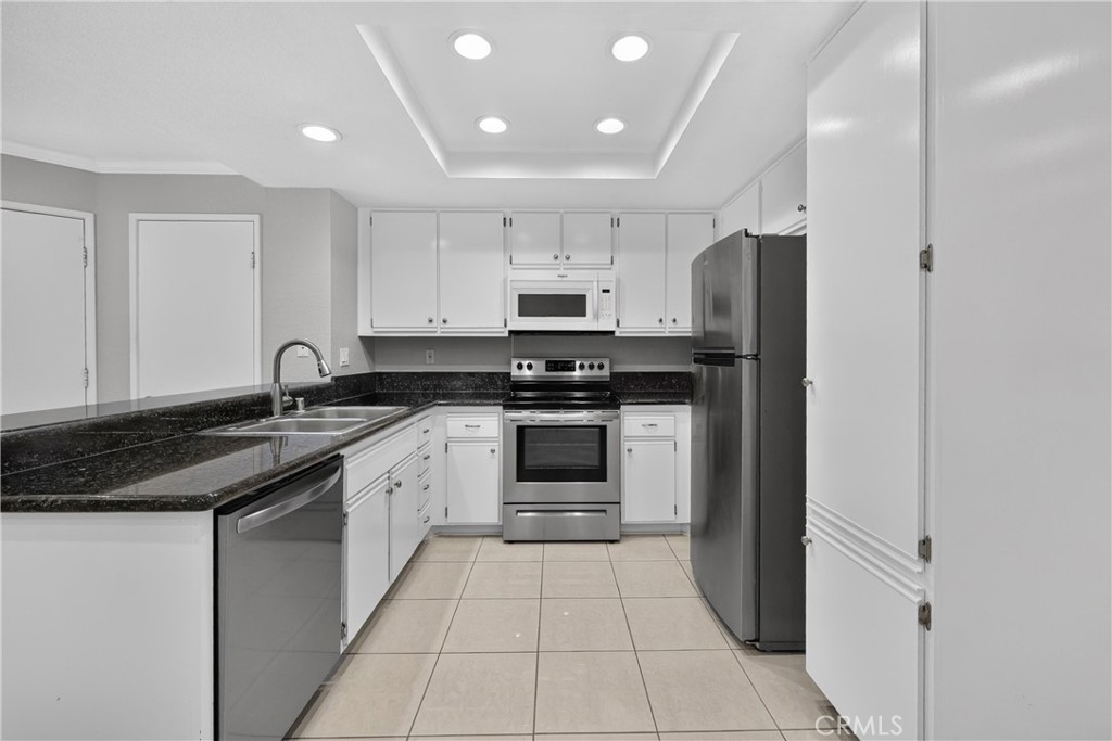 2800 Keller 70, Tustin CA 92782 - photo 15
