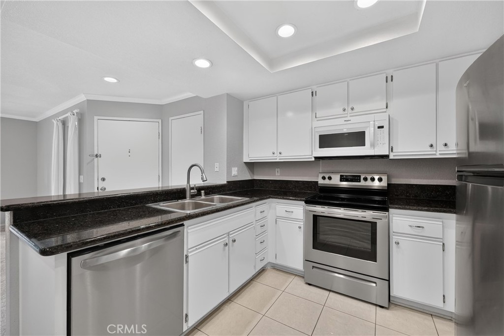 2800 Keller 70, Tustin CA 92782 - photo 16