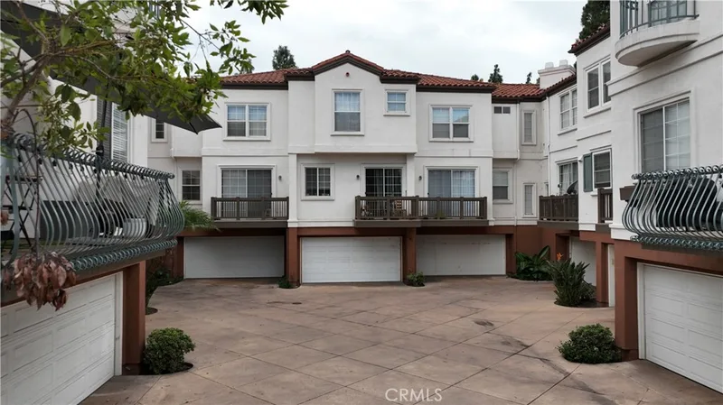 2832 Ballesteros Lane, Tustin, CA 92782