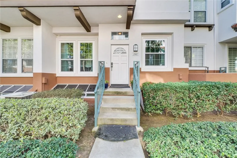 2861 Ballesteros Lane, Tustin, CA 92782