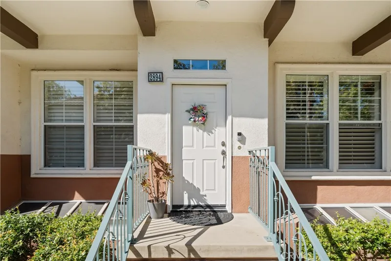 2894 Player Ln, Tustin, CA 92782