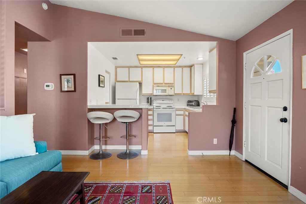 2960 Champion 408, Tustin CA 92782 - photo 6