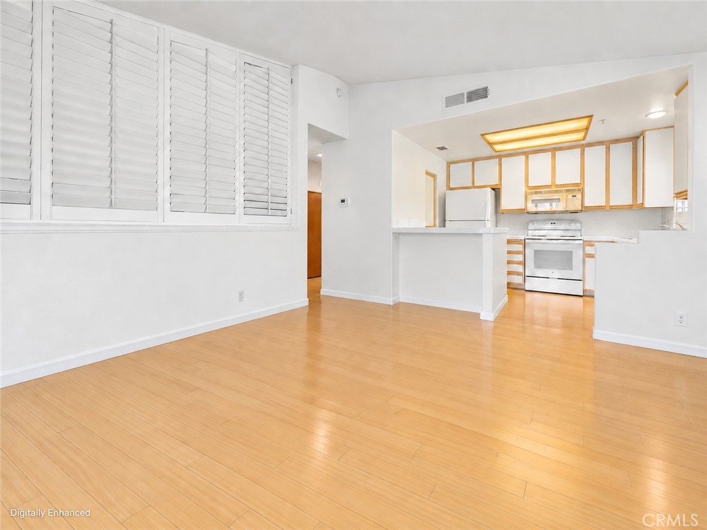 2960 Champion 408, Tustin CA 92782 - photo 27