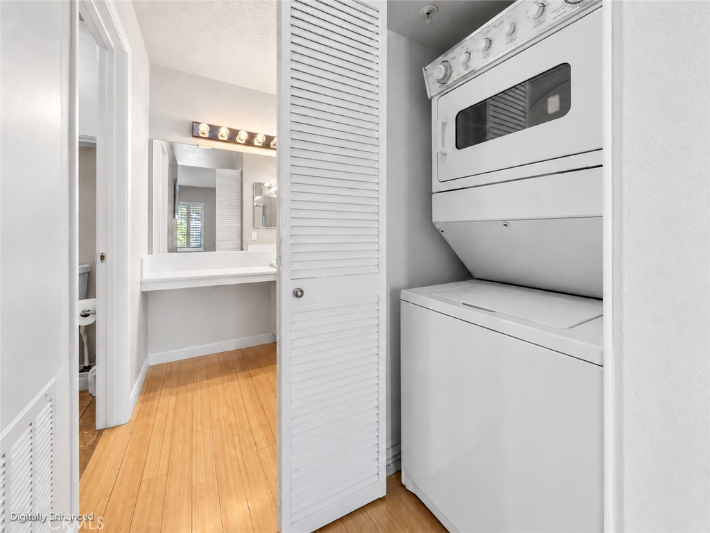 2960 Champion 408, Tustin CA 92782 - photo 32