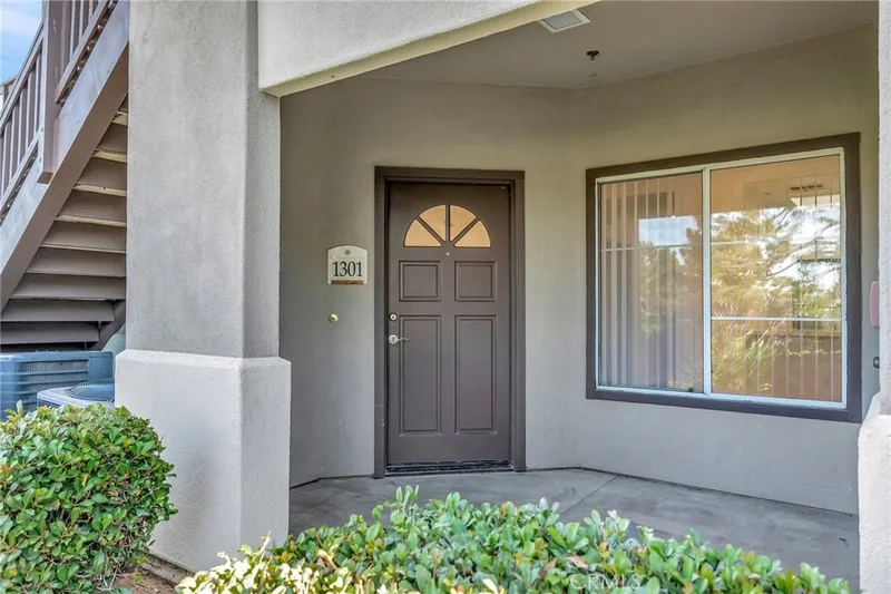 2960 Champion Way 1301, Tustin
