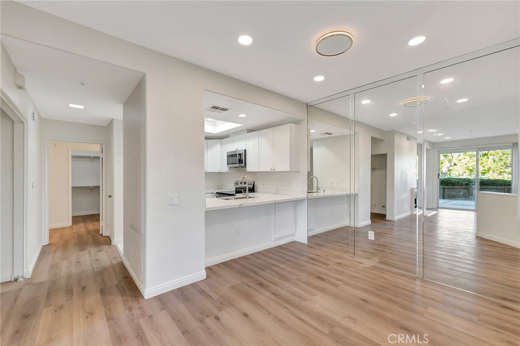 2960 Champion Way 1301, Tustin CA 92782 - photo 3