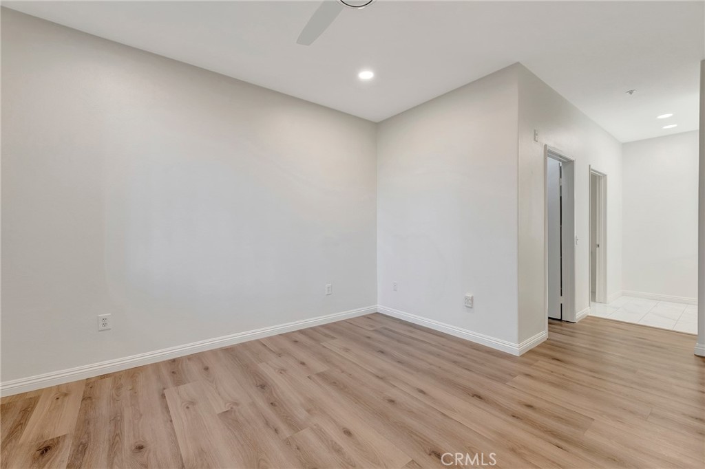 2960 Champion Way 1301, Tustin CA 92782 - photo 20