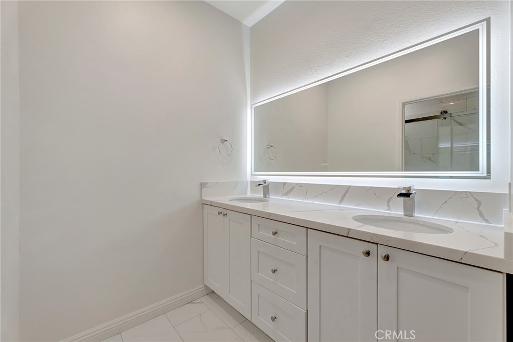 2960 Champion Way 1301, Tustin CA 92782 - photo 21