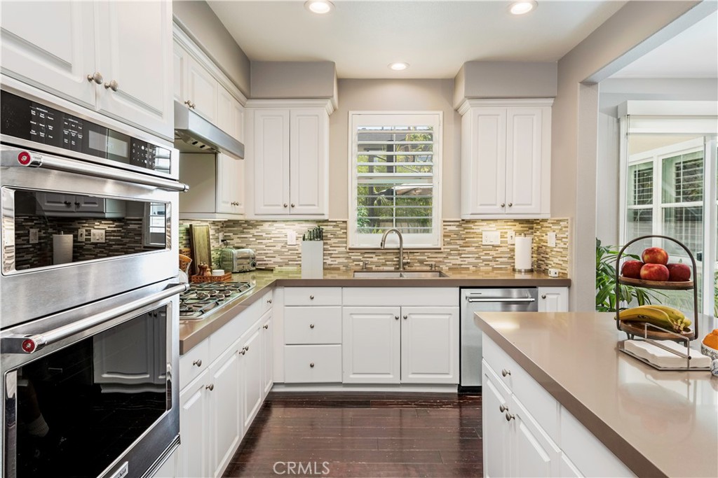 3216 Carrotwood, Tustin CA 92782 - photo 11