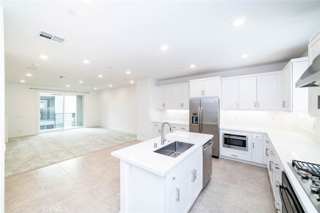 331 Lodestar, Tustin CA 92782 - photo 12