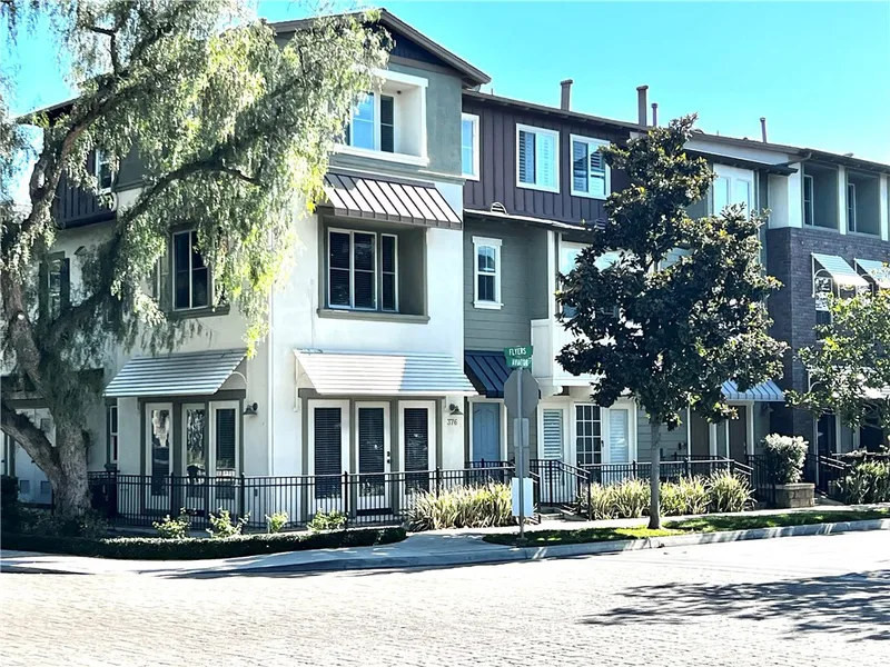 376 Aviator, Tustin, CA 92782