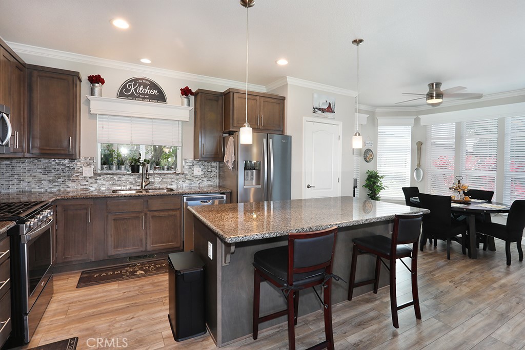 4 Buena Vista, Tustin CA 92680 - photo 3