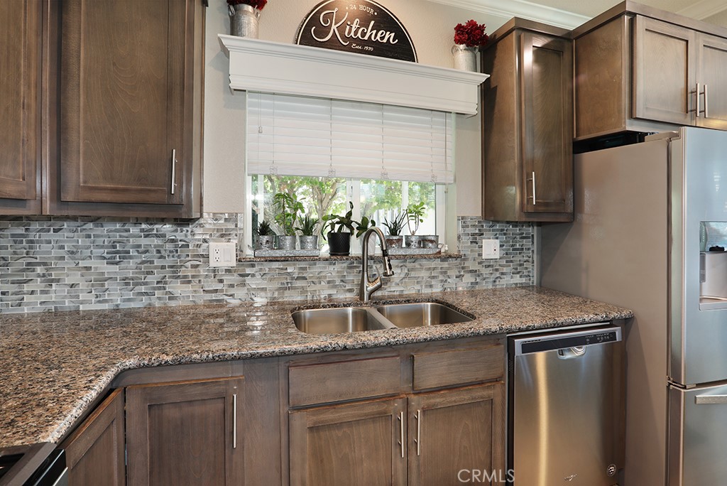 4 Buena Vista, Tustin CA 92680 - photo 10