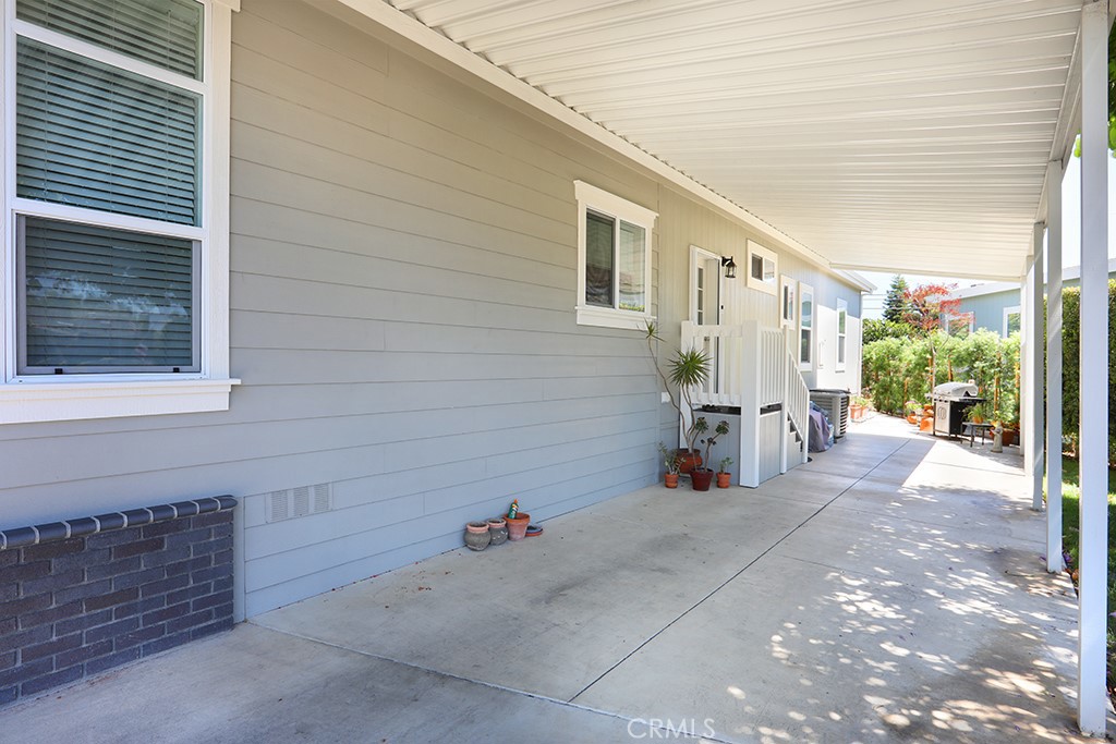 4 Buena Vista, Tustin CA 92680 - photo 31