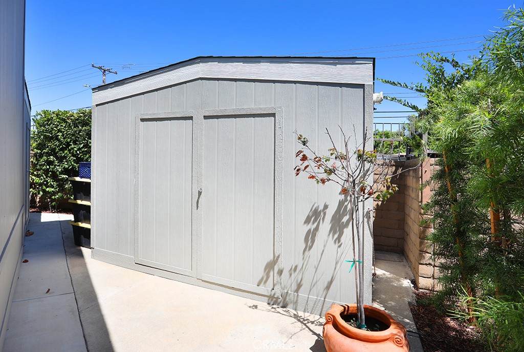 4 Buena Vista, Tustin CA 92680 - photo 34