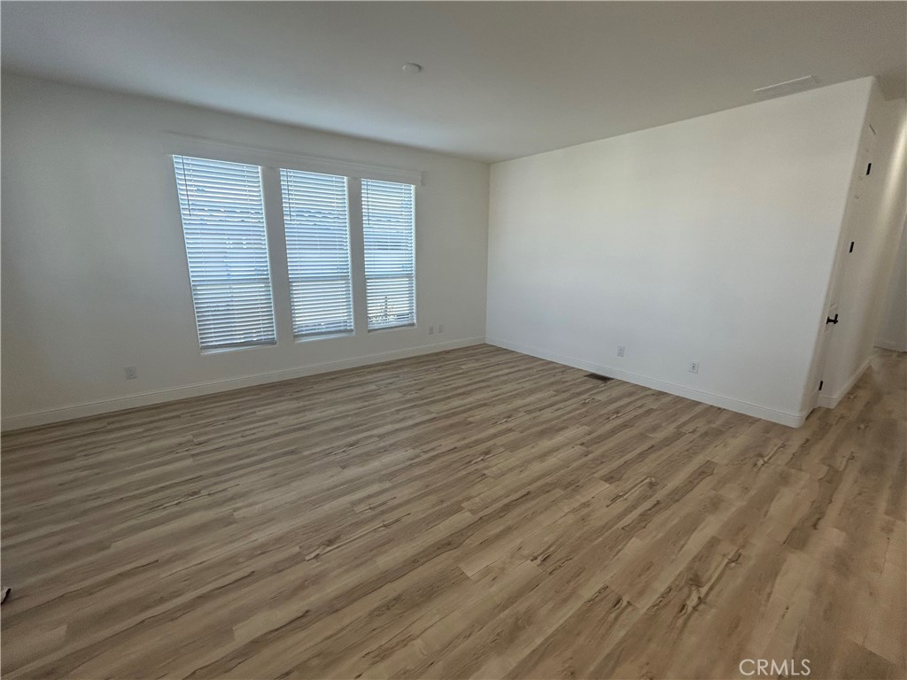 living room - 40 Via Entrada, Tustin CA 92780 - photo 5