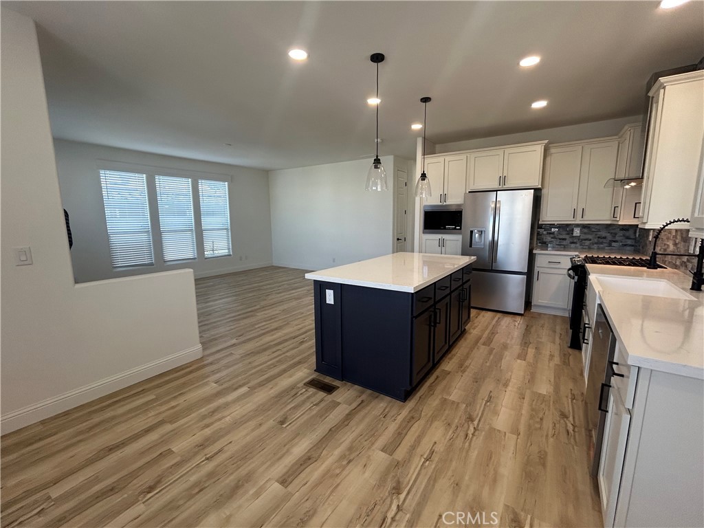 open kitchen - 40 Via Entrada, Tustin CA 92780 - photo 8