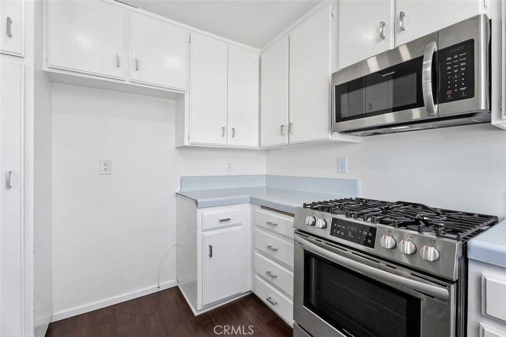 428 W 1st Street, Tustin CA 92780 - photo 13