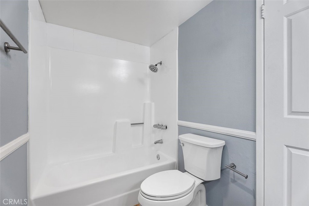428 W 1st Street, Tustin CA 92780 - photo 25
