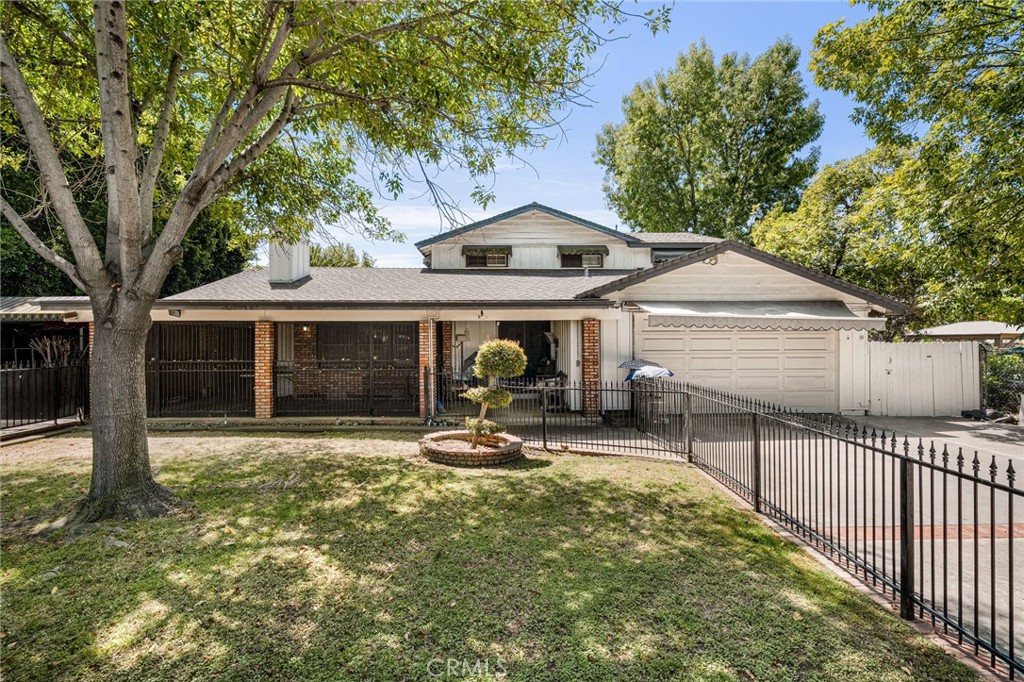 440 W Main Street, Tustin CA 92780 - photo 9