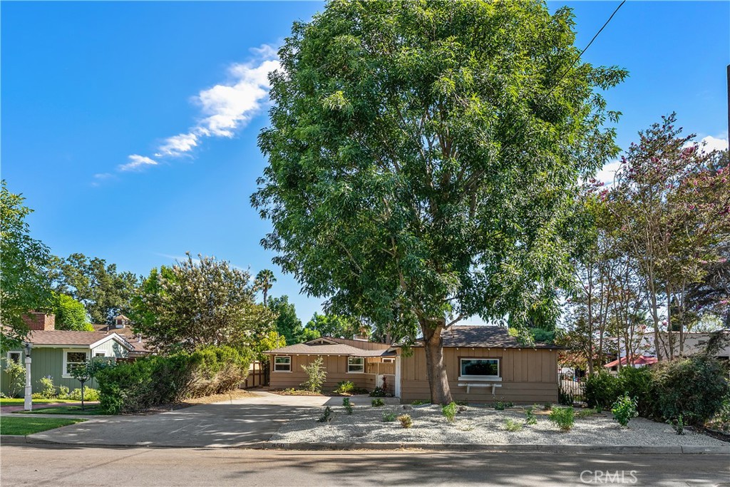 450 W 2nd, Tustin CA 92780 - photo 1