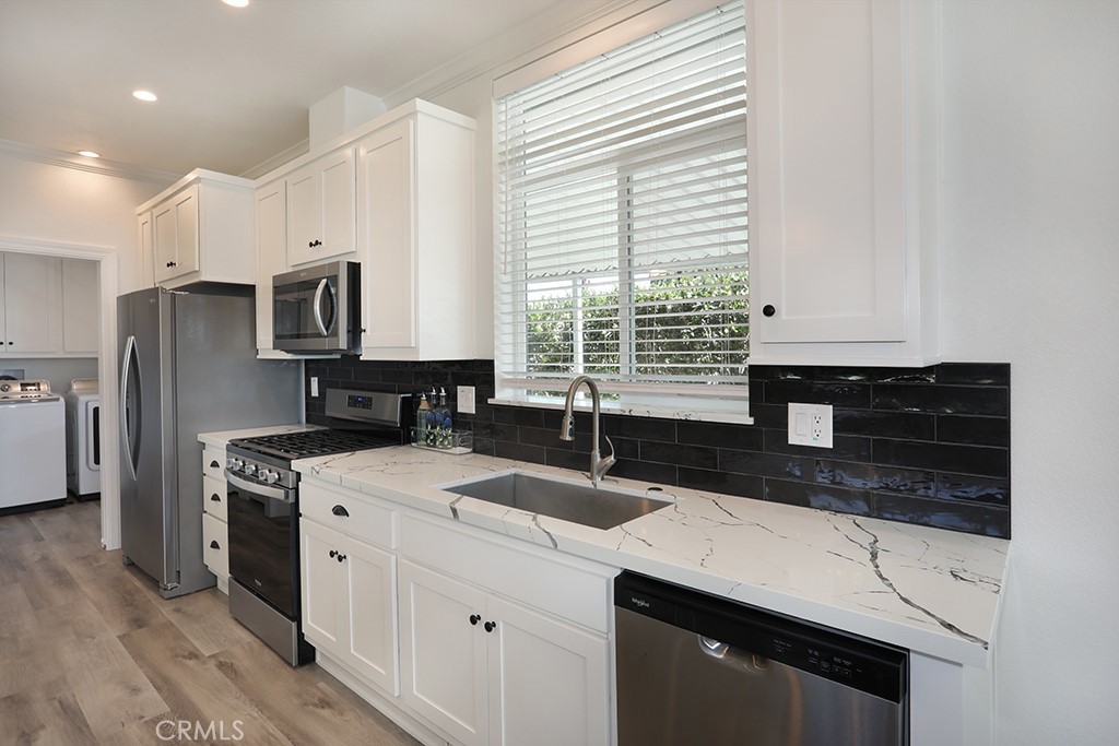 5 Buena Vista, Tustin CA 92680 - photo 7