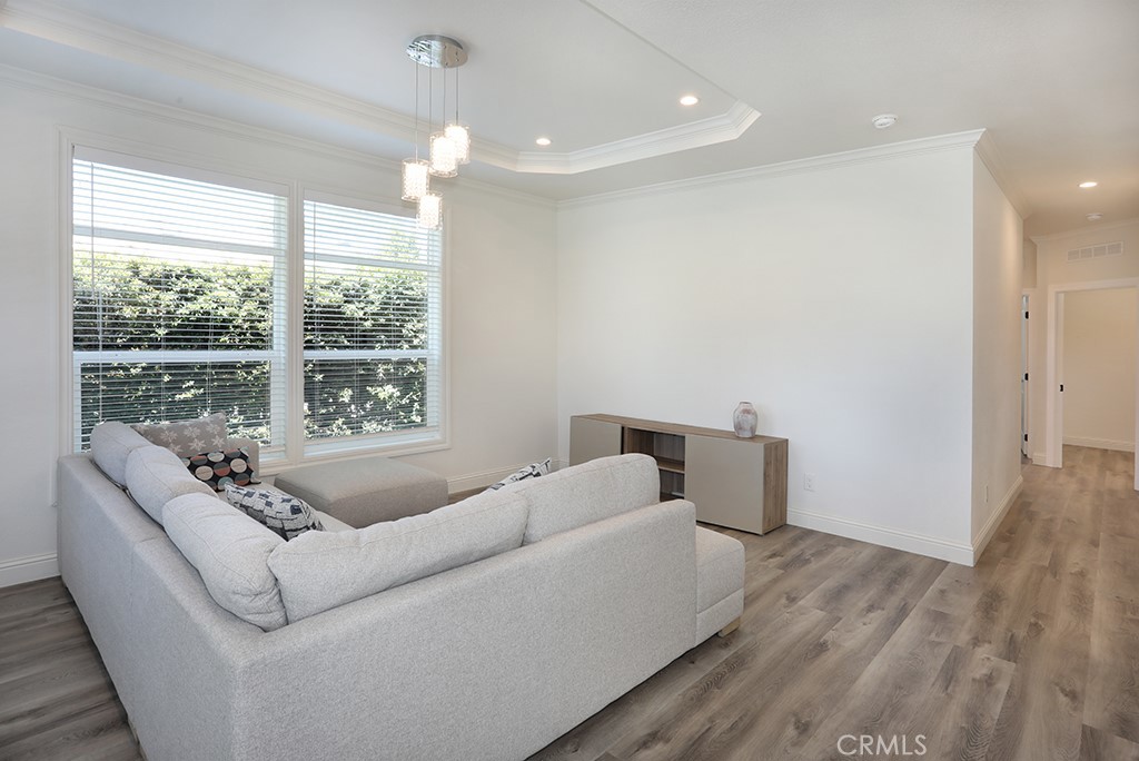 5 Buena Vista, Tustin CA 92680 - photo 11