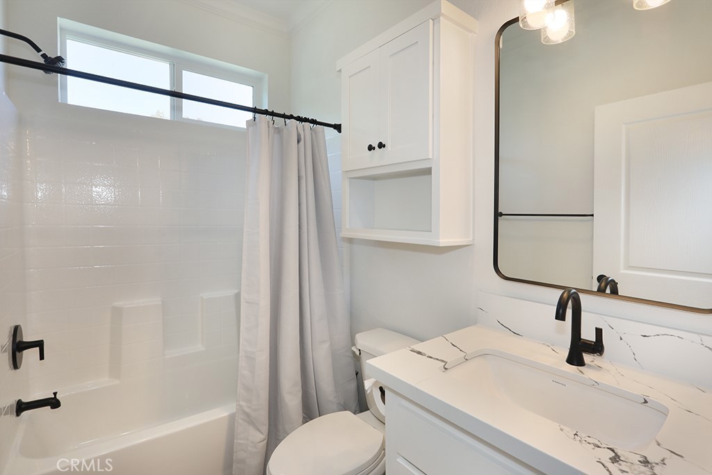 5 Buena Vista, Tustin CA 92680 - photo 17