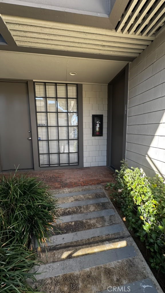 Front Entrance - 505 E 1st C, Tustin CA 92780 - photo 4
