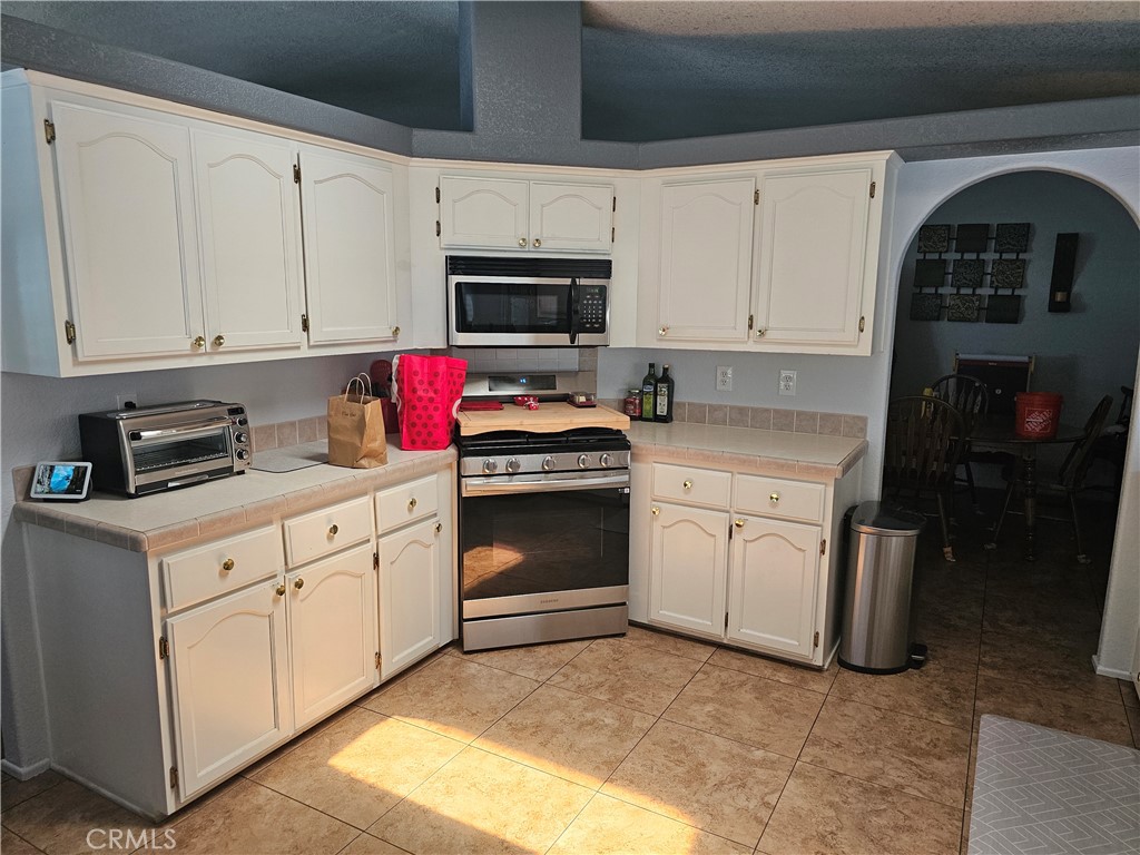 61 Malaga, Tustin CA 92780 - photo 3