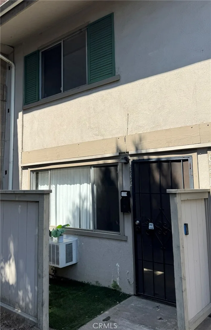 655 W. 6th street A, Tustin, CA 92780