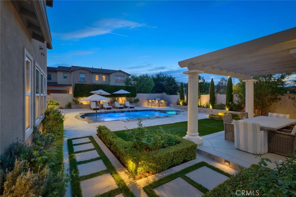 8 Stafford Place, Tustin CA 92782 - photo 31